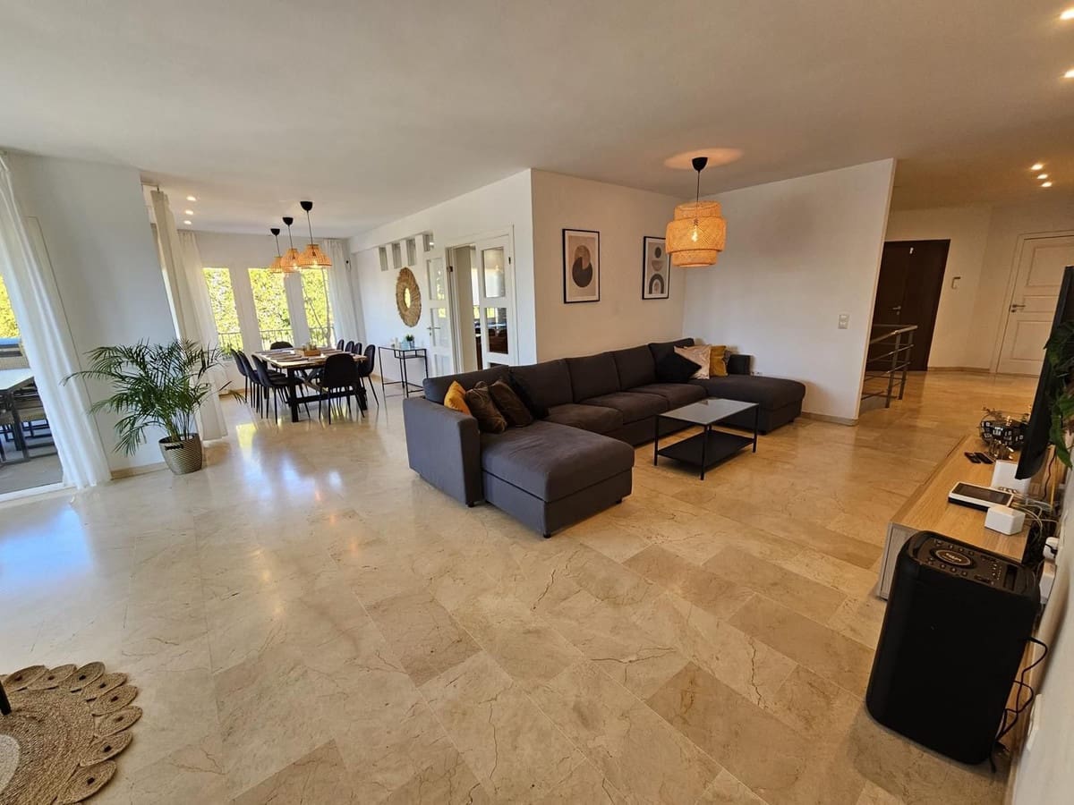 Chalet de 5 habitaciones en Benalmádena en venta con garaje - 1.750.000 € (Ref: 9145013)