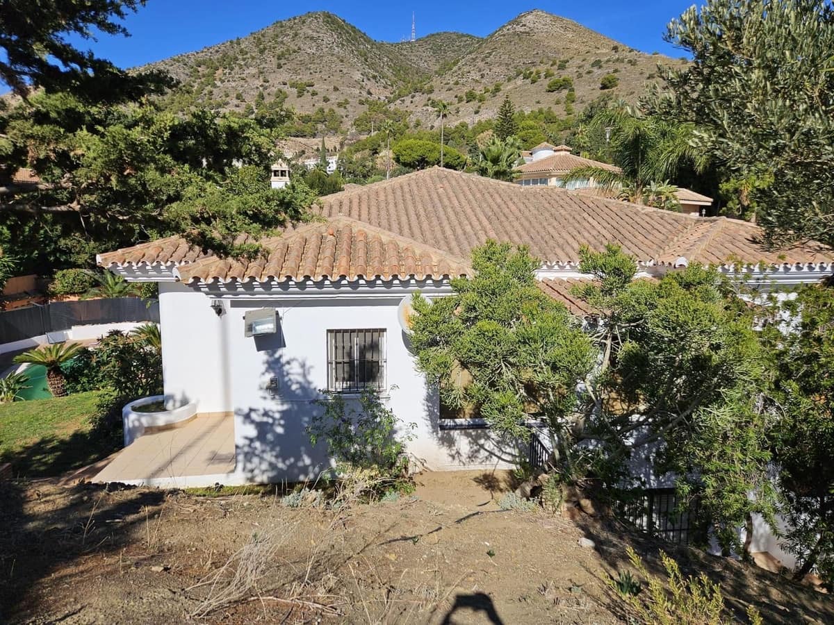 Chalet de 5 habitaciones en Benalmádena en venta con garaje - 1.750.000 € (Ref: 9145013)