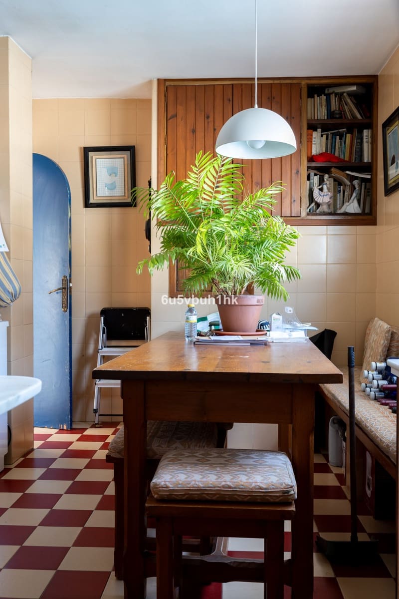 Chalet de 4 habitaciones en El Chaparral en venta - 1.680.000 € (Ref: 9145015)