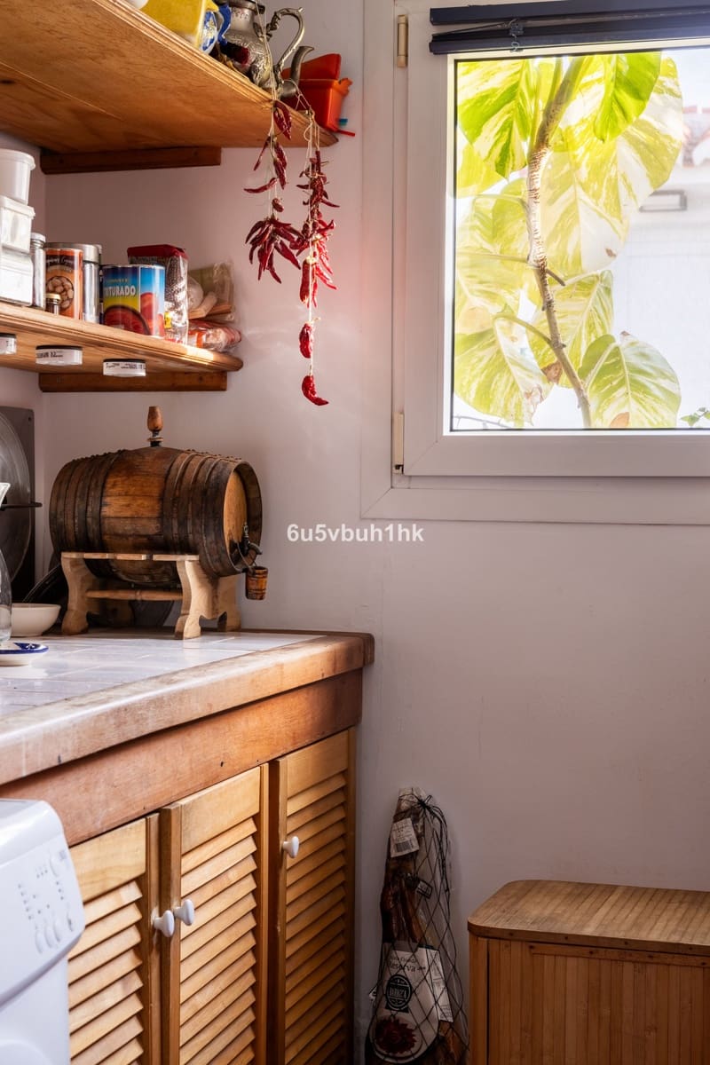 Chalet de 4 habitaciones en El Chaparral en venta - 1.680.000 € (Ref: 9145015)