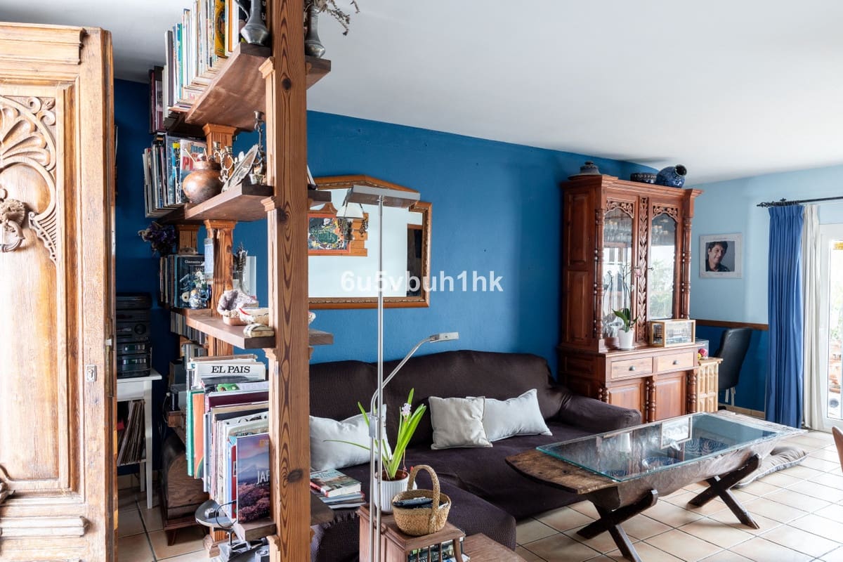 Chalet de 4 habitaciones en El Chaparral en venta - 1.680.000 € (Ref: 9145015)