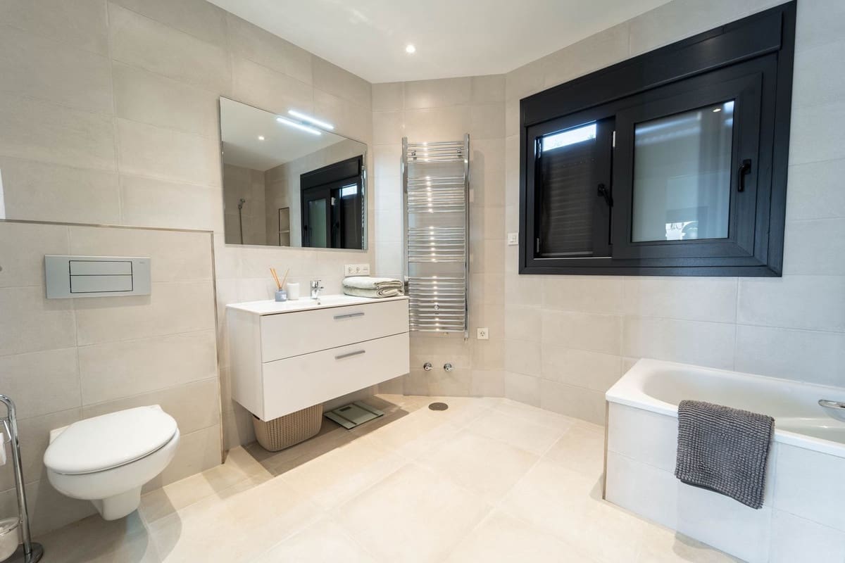 3 sypialnia Willa na sprzedaż w Marbesa - 1 675 000 € (Ref: 9145016)