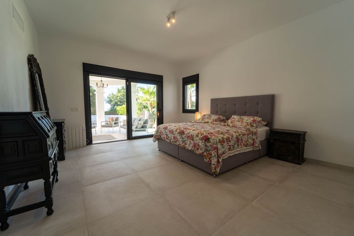 3 sypialnia Willa na sprzedaż w Marbesa - 1 675 000 € (Ref: 9145016)