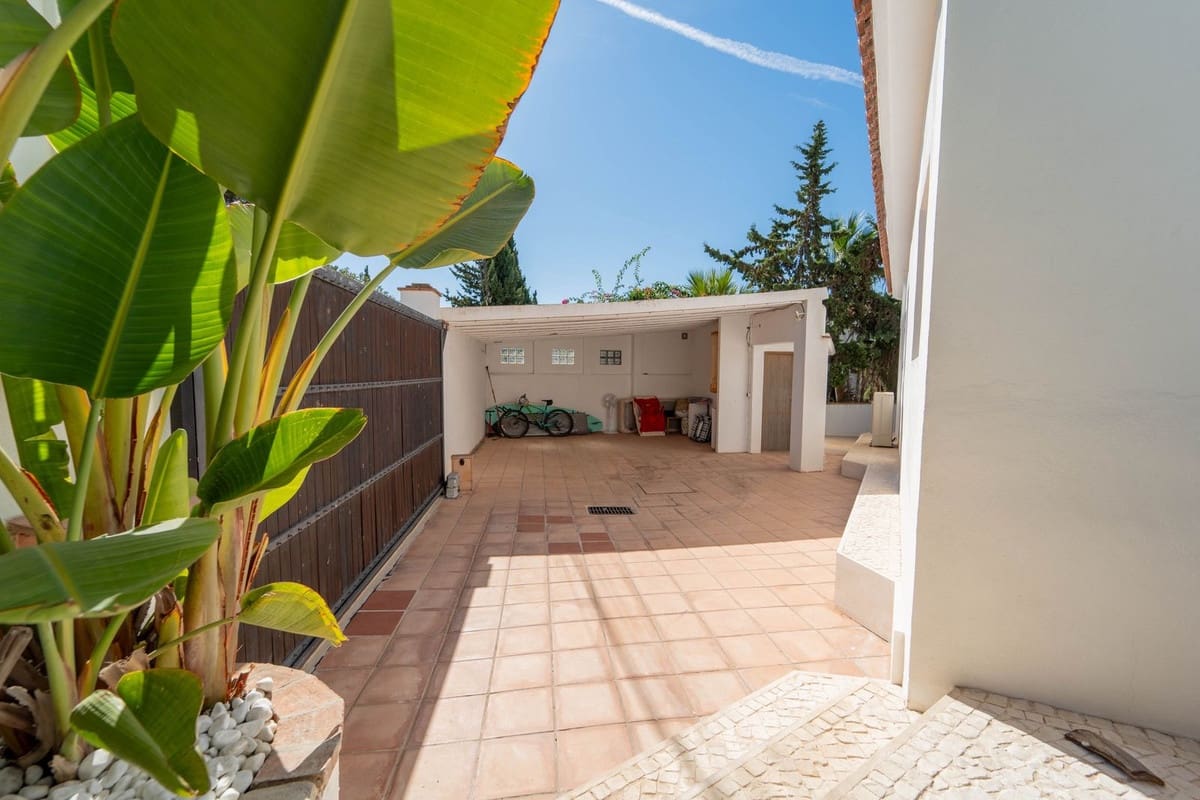 3 sypialnia Willa na sprzedaż w Marbesa - 1 675 000 € (Ref: 9145016)