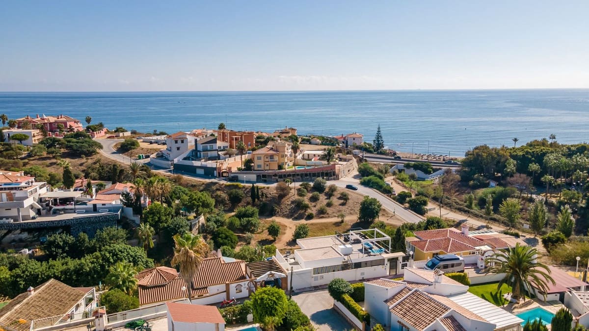 Chalet de 6 habitaciones en Mijas Costa en venta con garaje - 1.625.000 € (Ref: 9145018)