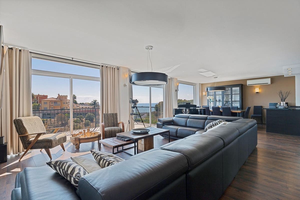 Chalet de 6 habitaciones en Mijas Costa en venta con garaje - 1.625.000 € (Ref: 9145018)