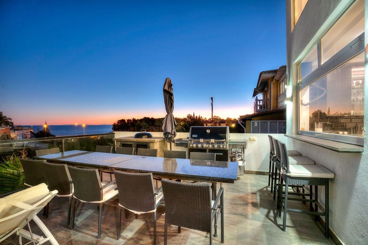 Chalet de 6 habitaciones en Mijas Costa en venta con garaje - 1.625.000 € (Ref: 9145018)