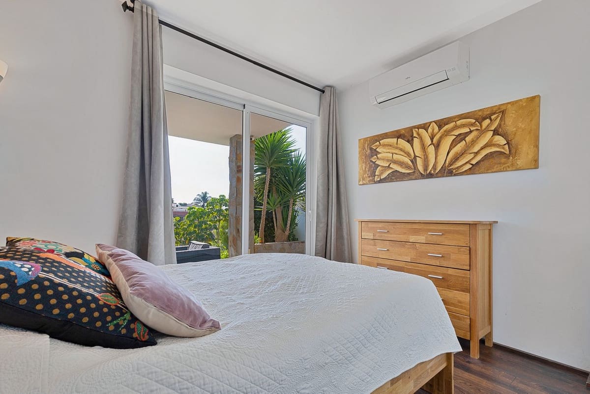 Chalet de 6 habitaciones en Mijas Costa en venta con garaje - 1.625.000 € (Ref: 9145018)