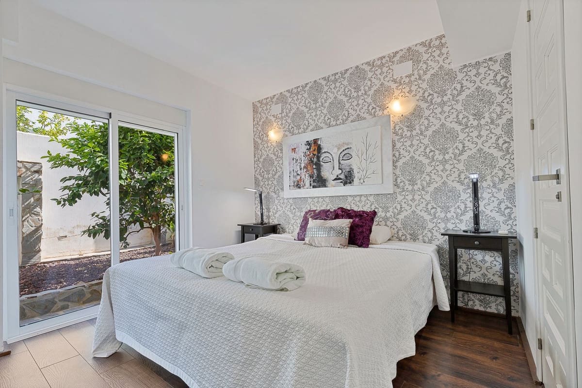 Chalet de 6 habitaciones en Mijas Costa en venta con garaje - 1.625.000 € (Ref: 9145018)