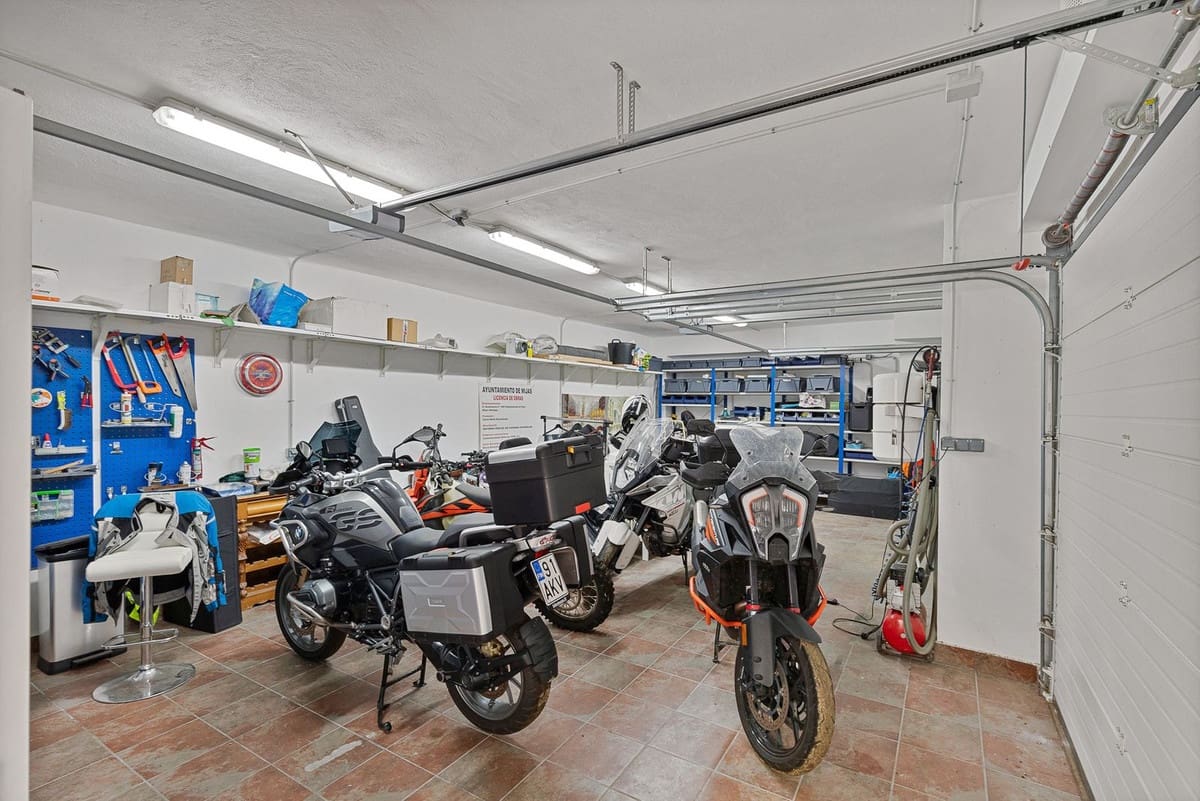 Chalet de 6 habitaciones en Mijas Costa en venta con garaje - 1.625.000 € (Ref: 9145018)