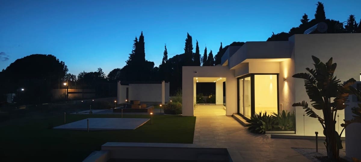 4 bedroom Villa for sale in Mijas with garage - € 1,500,000 (Ref: 9145019)