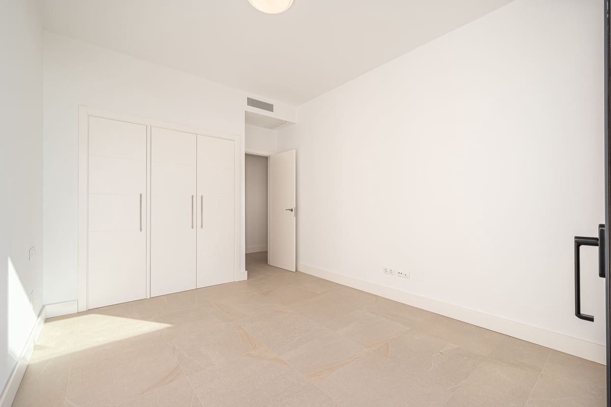 4 bedroom Villa for sale in Mijas with garage - € 1,500,000 (Ref: 9145019)