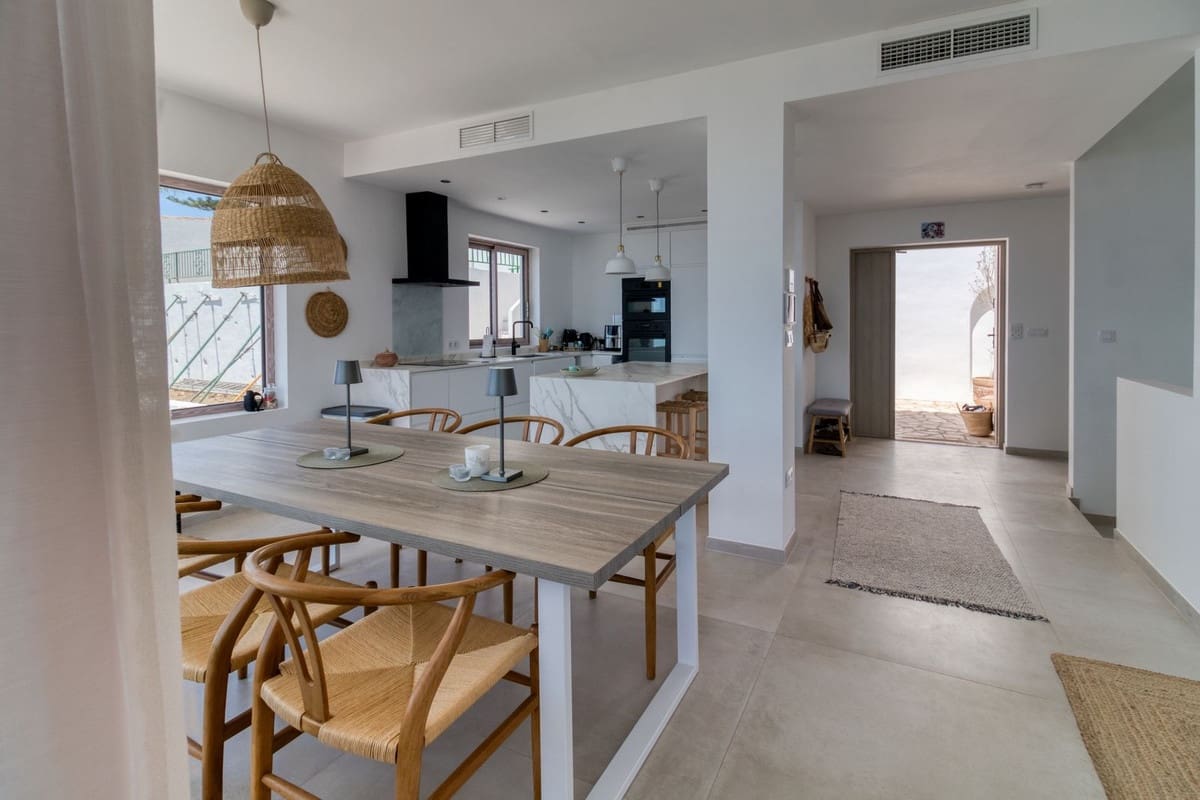 4 sovrum Villa till salu i Torremuelle med garage - 1 245 000 € (Ref: 9145024)