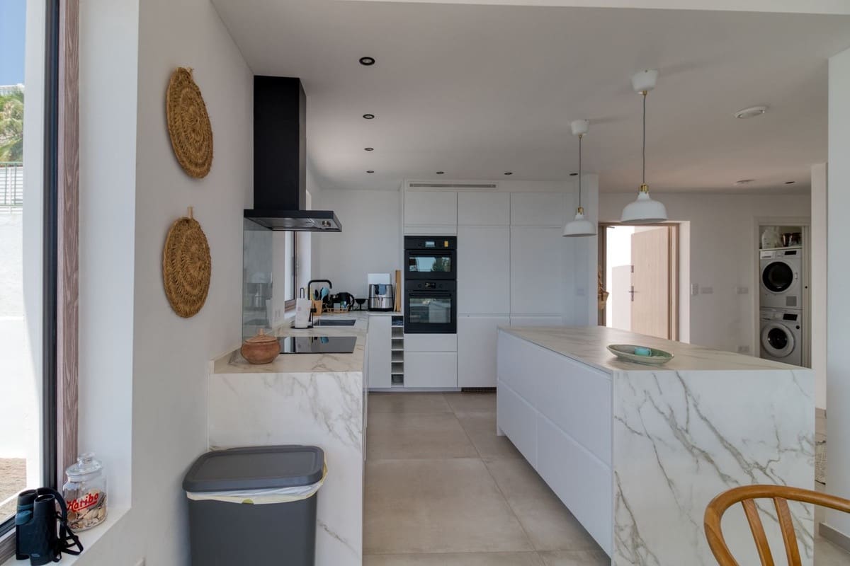 4 sovrum Villa till salu i Torremuelle med garage - 1 245 000 € (Ref: 9145024)