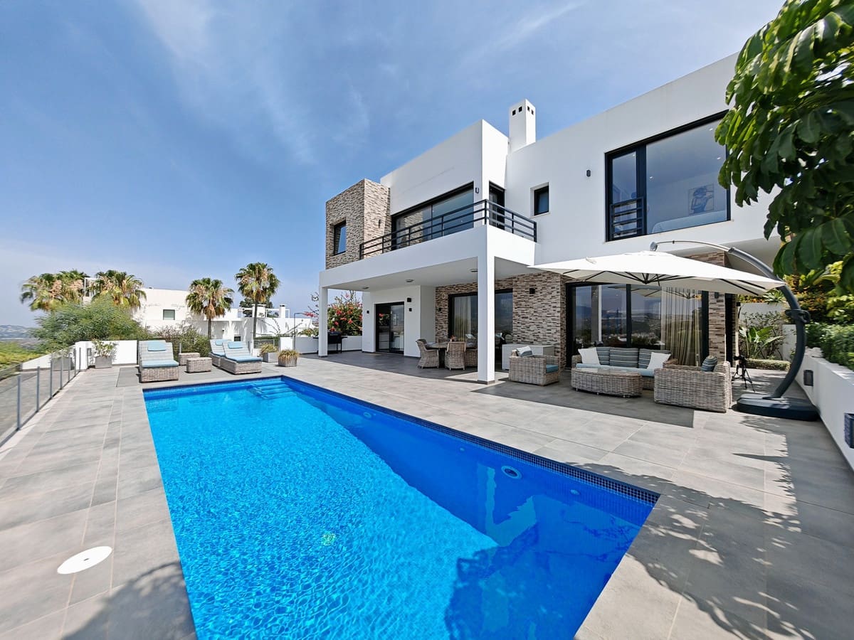 4 soverom Villa til salgs i La Cala Golf - € 1 375 000 (Ref: 9145025)