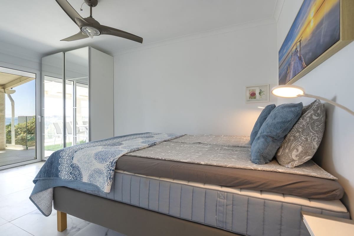 5 makuuhuone Huvila myytävänä paikassa La Cala de Mijas mukana 
autotalli - 1 375 000 € (Ref: 9145026)