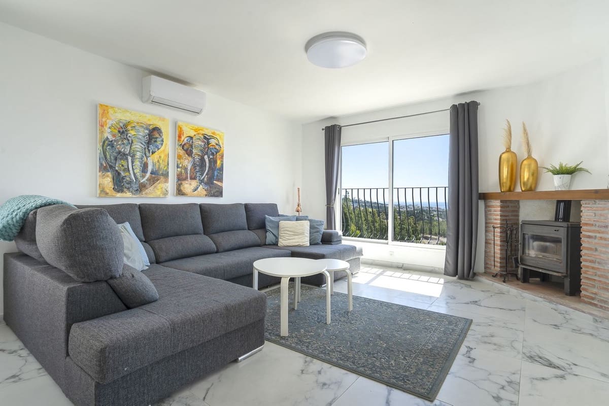 5 makuuhuone Huvila myytävänä paikassa La Cala de Mijas mukana 
autotalli - 1 375 000 € (Ref: 9145026)