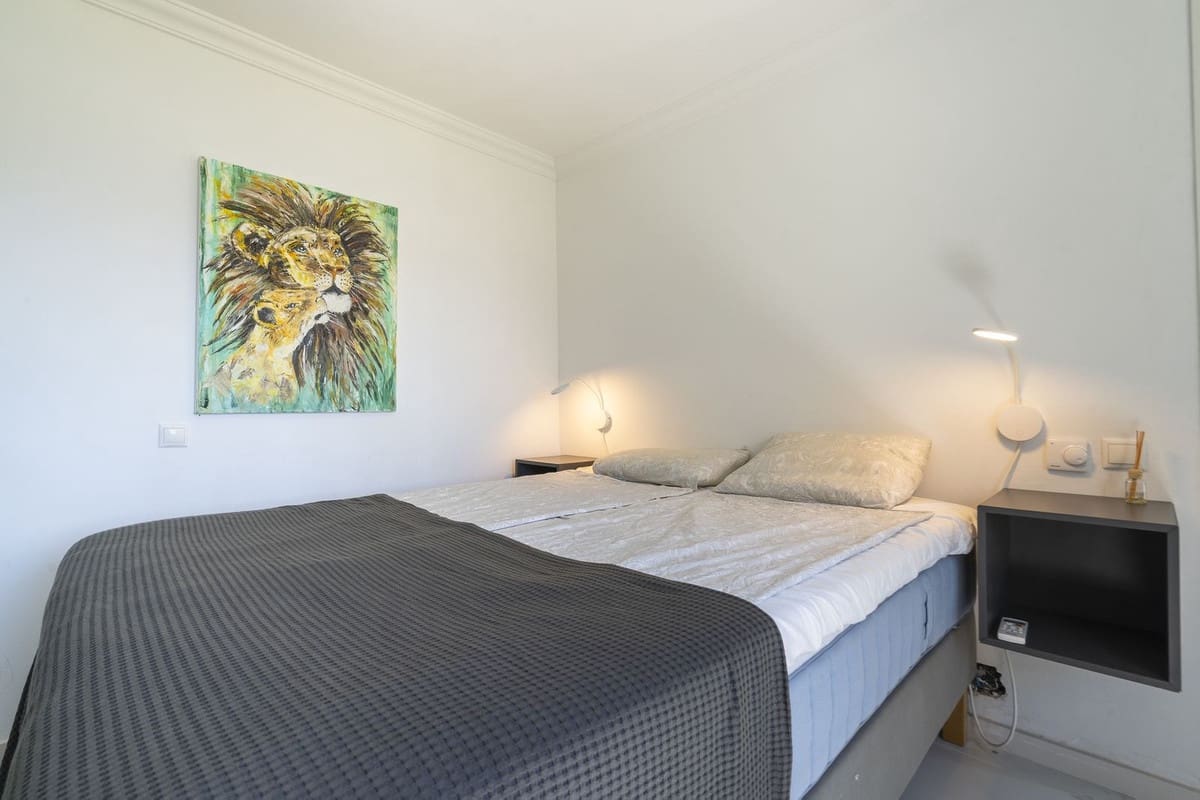 5 makuuhuone Huvila myytävänä paikassa La Cala de Mijas mukana 
autotalli - 1 375 000 € (Ref: 9145026)