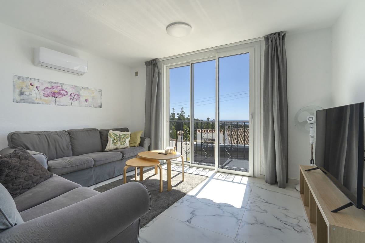 5 bedroom Villa for sale in La Cala de Mijas with garage - € 1,425,000 (Ref: 9145026)