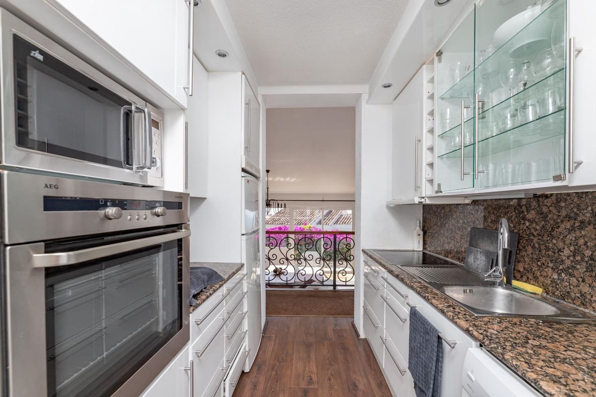 4 sypialnia Willa na sprzedaż w Benalmadena z garażem - 1 295 000 € (Ref: 9145030)