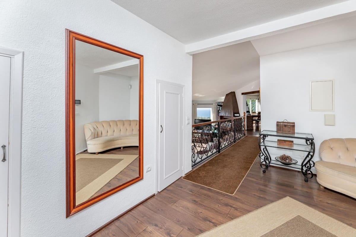 4 sypialnia Willa na sprzedaż w Benalmadena z garażem - 1 295 000 € (Ref: 9145030)