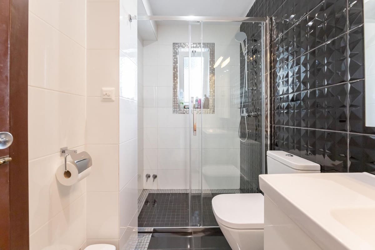 4 bedroom Villa for sale in Benalmadena with garage - € 1,295,000 (Ref: 9145030)