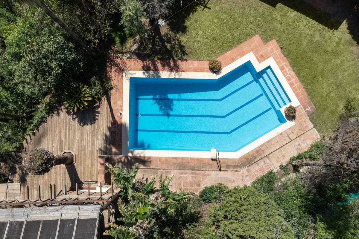 5 bedroom Villa for sale in Mijas with garage - € 980,000 (Ref: 9145034)