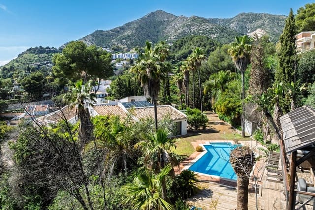 5 bedroom Villa for sale in Mijas with garage - € 980,000 (Ref: 9145034)