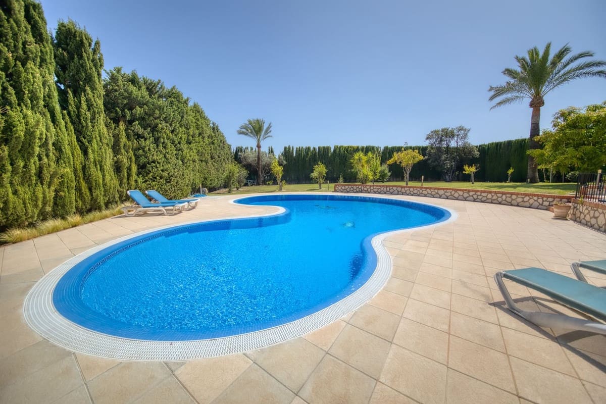 4 soveværelse Villa til salg i Benalmadena - € 1.250.000 (Ref: 9145035)