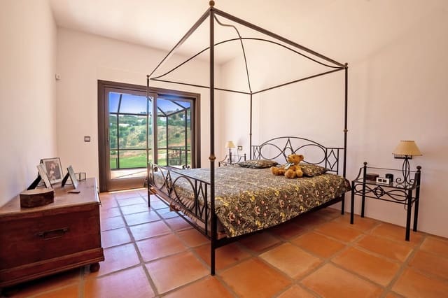 3 sypialnia Willa na sprzedaż w La Cala Golf, Mijas z garażem - 1 195 000 € (Ref: 9145036)