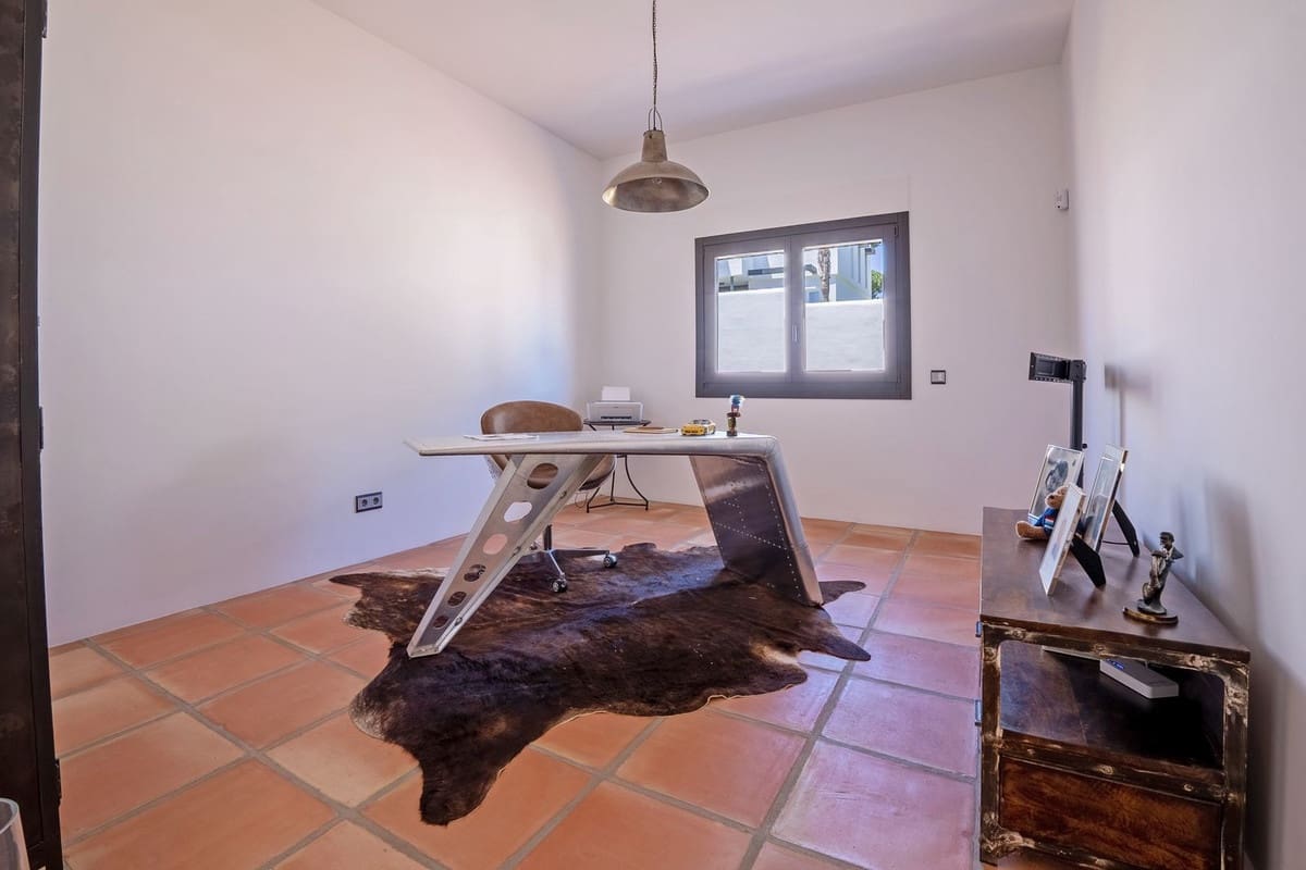 3 soverom Villa til salgs i La Cala Golf med garasje - € 1 195 000 (Ref: 9145036)