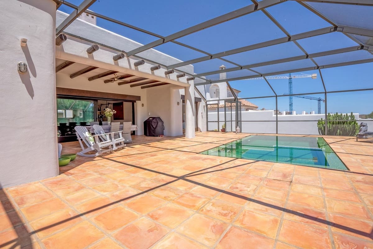 3 soverom Villa til salgs i La Cala Golf med garasje - € 1 195 000 (Ref: 9145036)