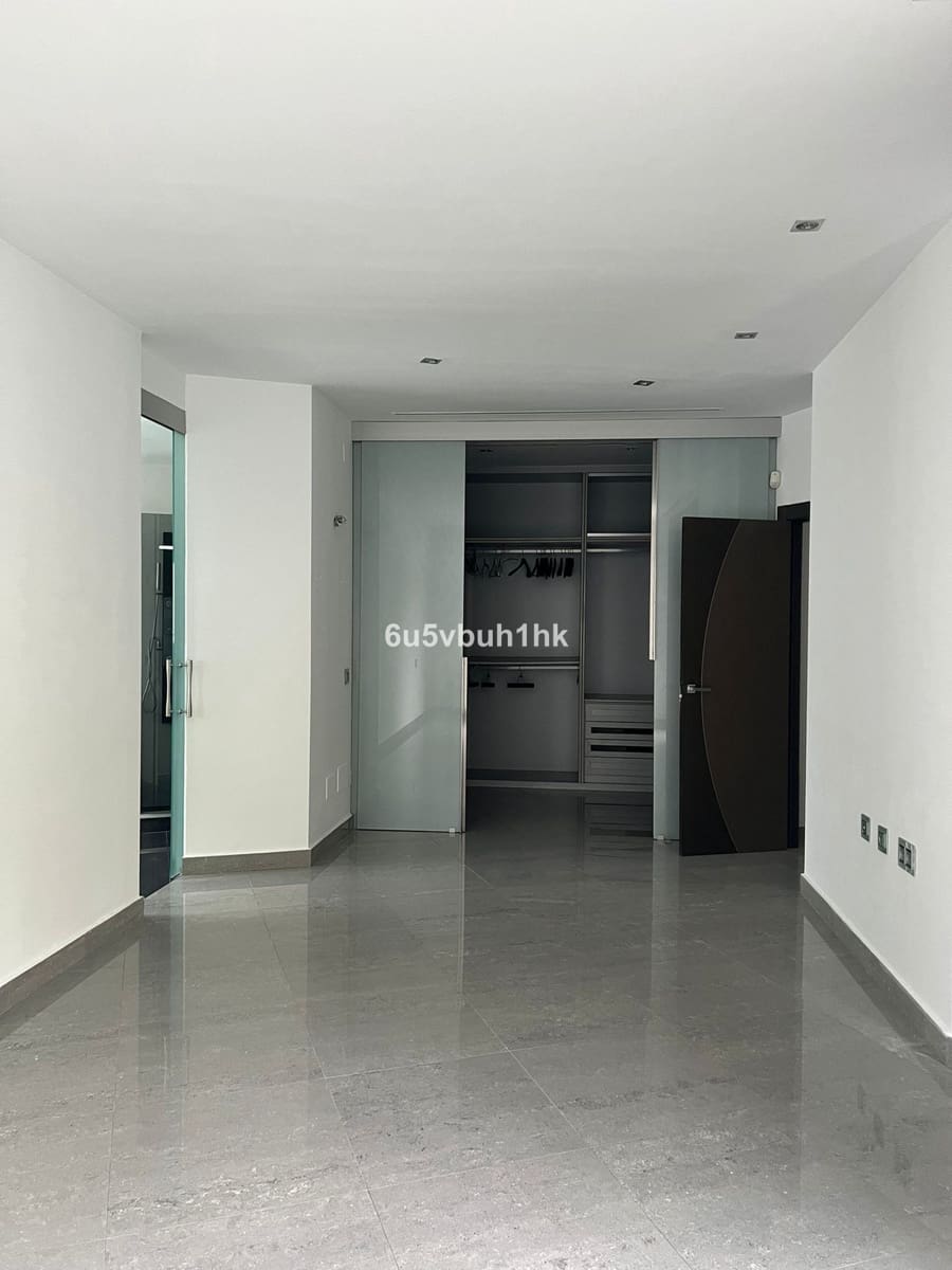 5 sypialnia Willa na sprzedaż w Benalmadena - 1 100 000 € (Ref: 9145043)