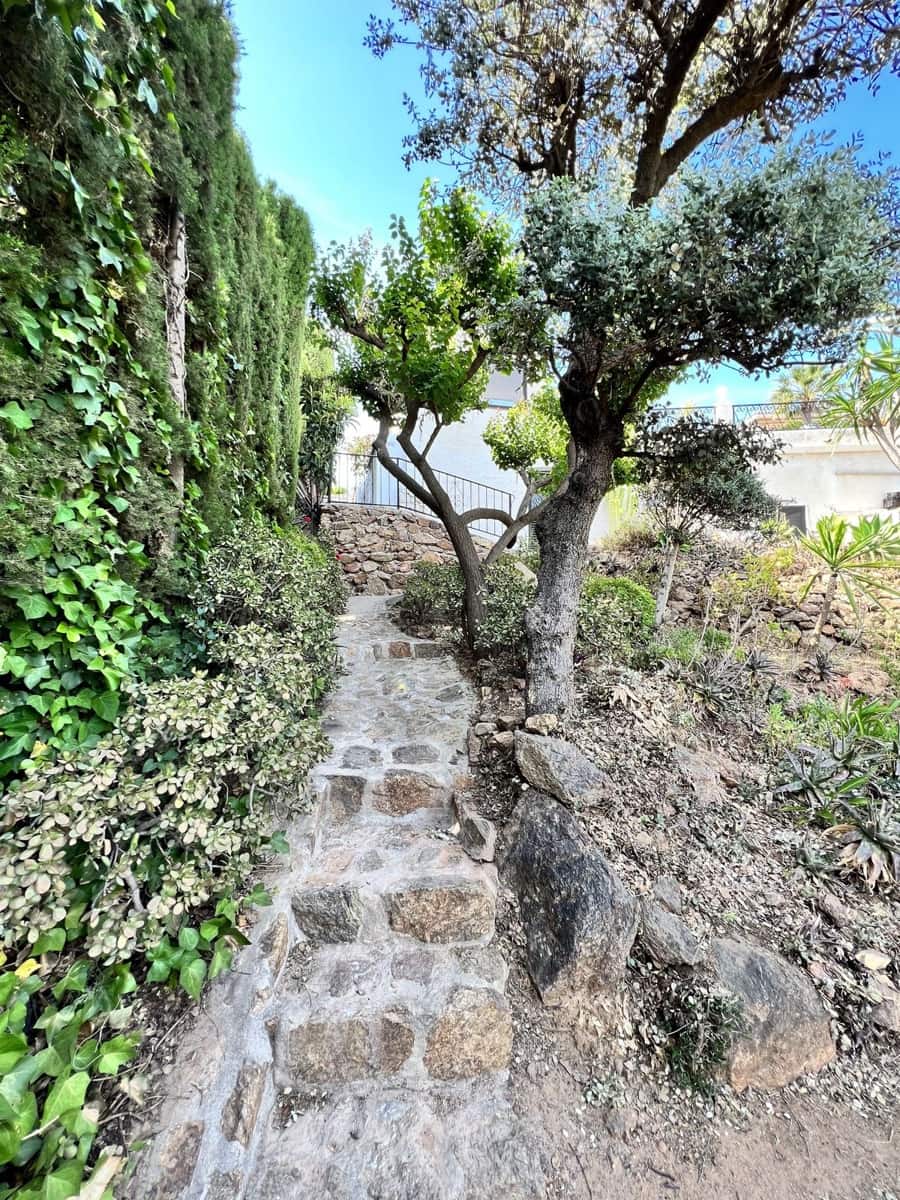 4 bedroom Villa for sale in Mijas with garage - € 899,000 (Ref: 9145051)