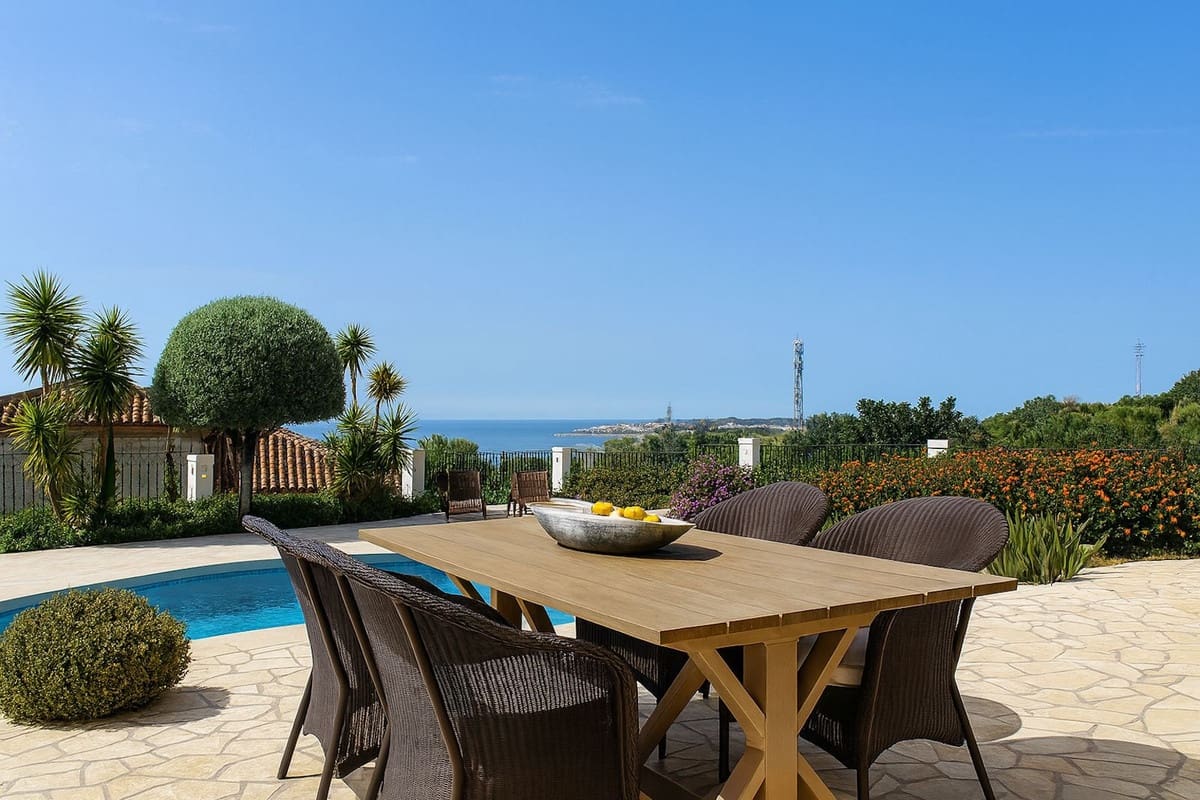 4 soveværelse Villa til salg i La Capellania med garage - € 2.695.000 (Ref: 9145053)