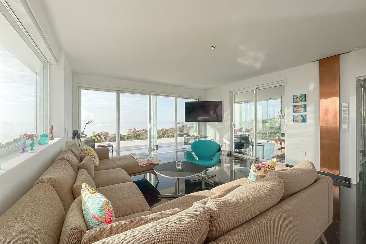 4 soveværelse Villa til salg i La Capellania med garage - € 2.695.000 (Ref: 9145053)