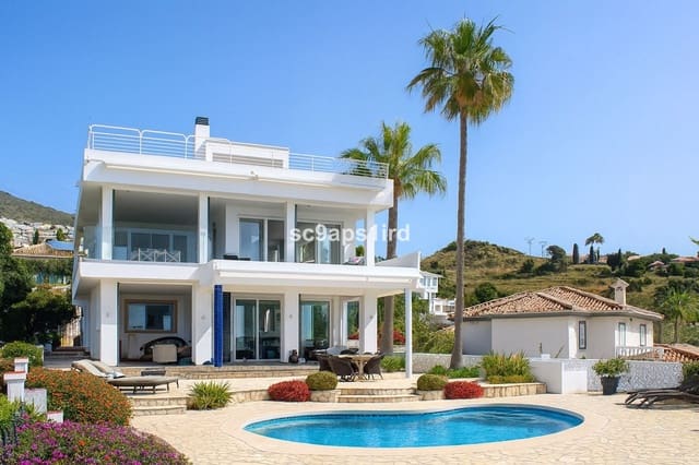 4 Zimmer Villa zu verkaufen in La Capellania, Benalmádena mit Garage - 2.695.000 € (Ref: 9145053)