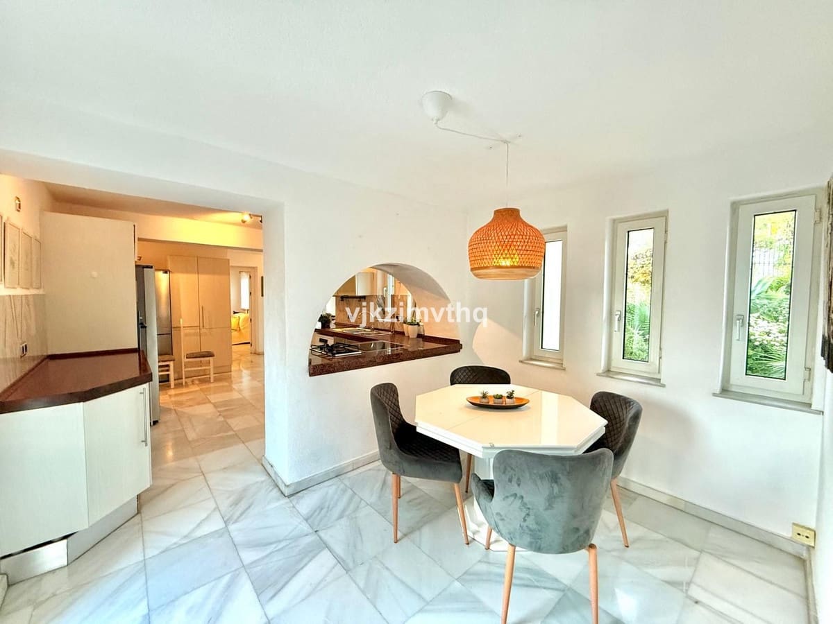 Chalet de 6 habitaciones en Benalmádena en venta con garaje - 2.200.000 € (Ref: 9145054)