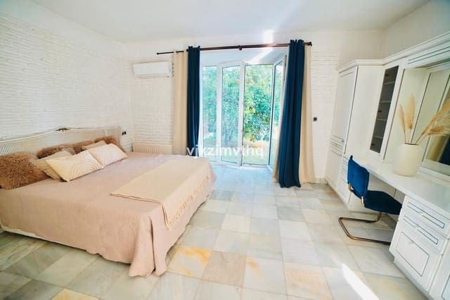 Chalet de 6 habitaciones en Benalmádena en venta con garaje - 2.200.000 € (Ref: 9145054)