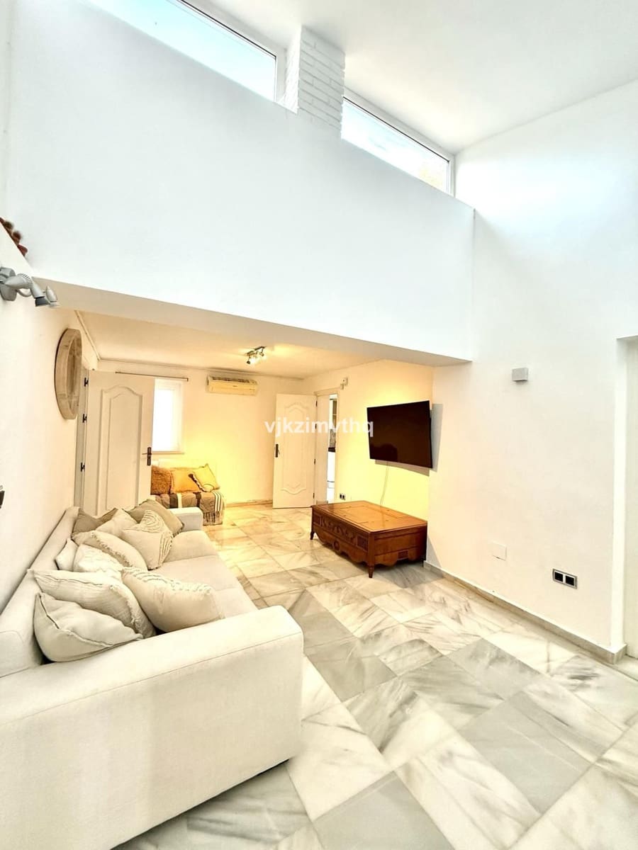 Chalet de 6 habitaciones en Benalmádena en venta con garaje - 2.200.000 € (Ref: 9145054)