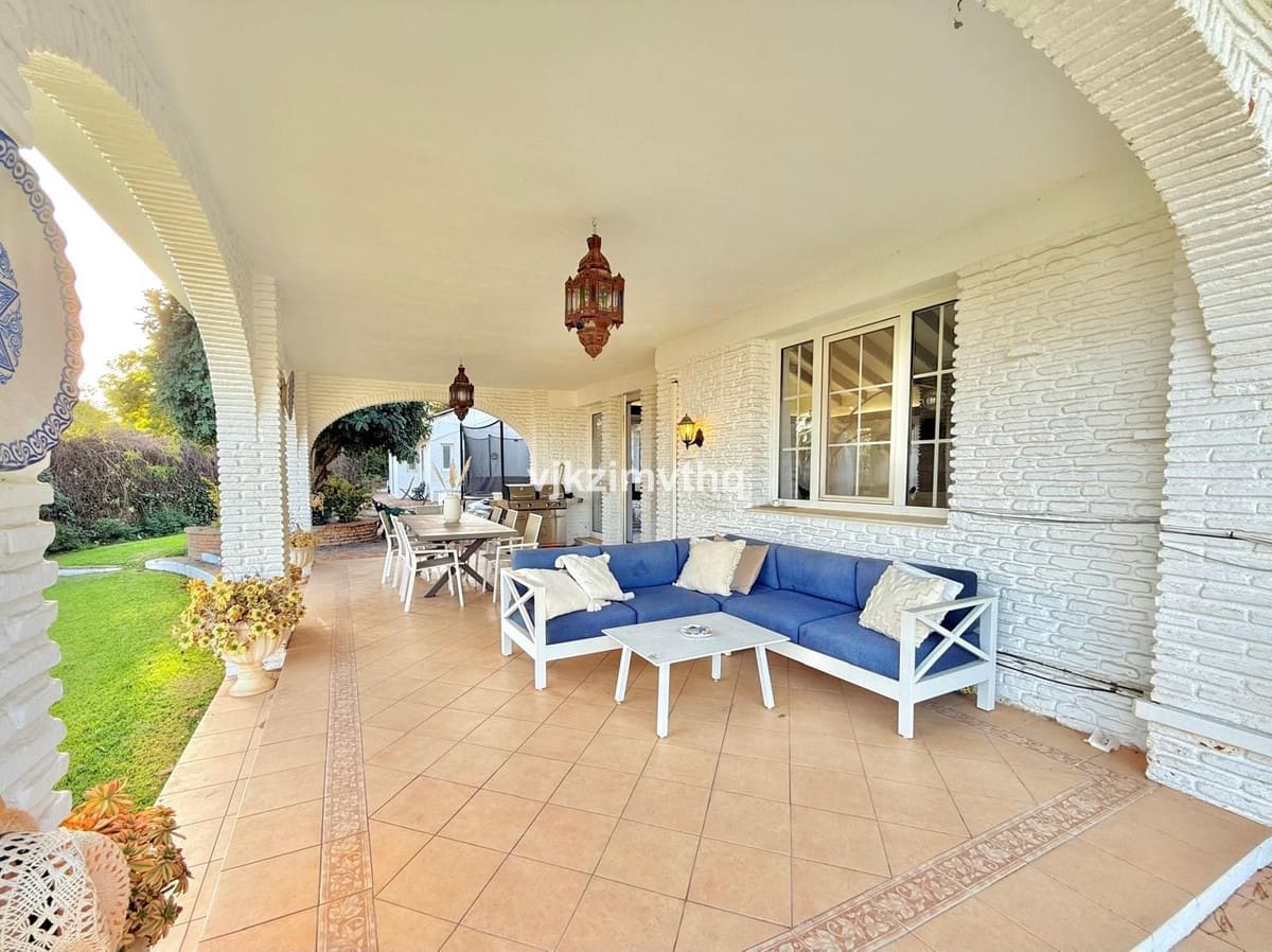 Chalet de 6 habitaciones en Benalmádena en venta con garaje - 2.200.000 € (Ref: 9145054)