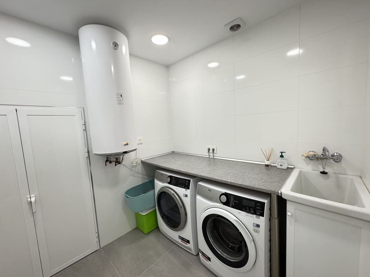 4 sypialnia Willa na sprzedaż w Riviera del Sol - 1 750 000 € (Ref: 9145056)