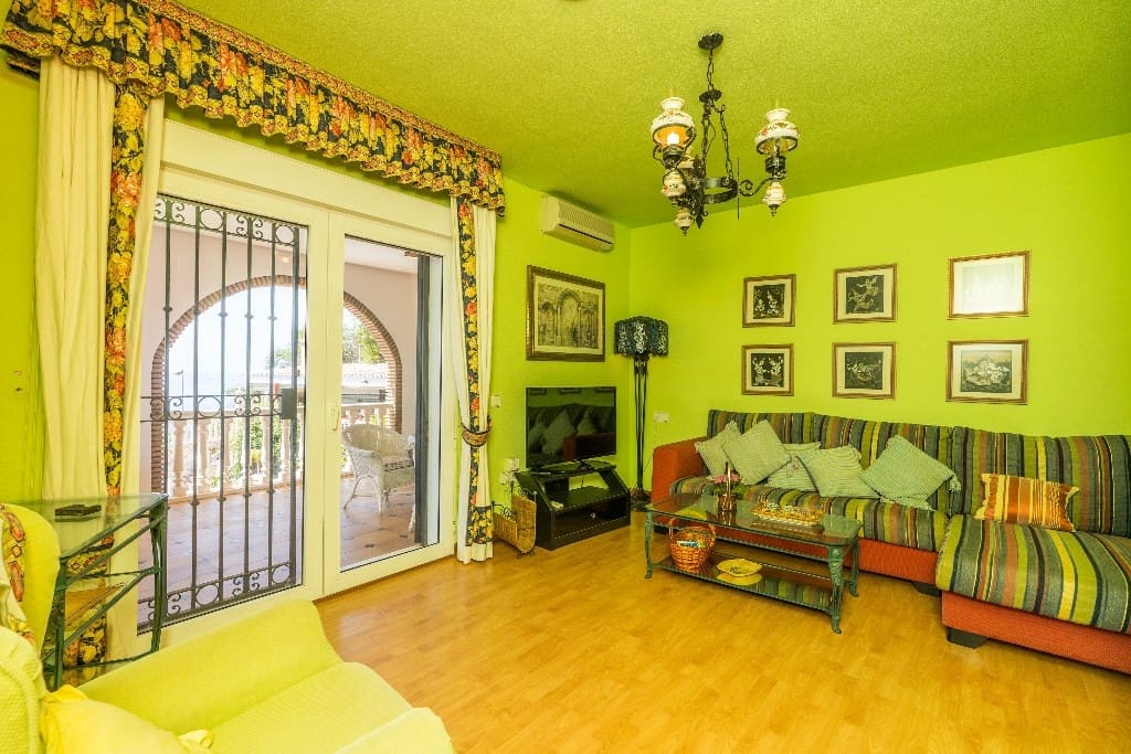 6 slaapkamer Villa te koop in Benalmadena Costa - € 1.900.000 (Ref: 9145058)