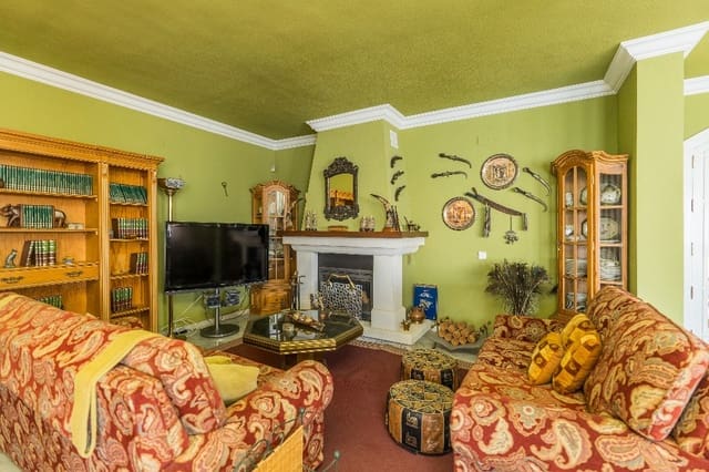 6 slaapkamer Villa te koop in Benalmadena Costa, Benalmádena - € 1.900.000 (Ref: 9145058)