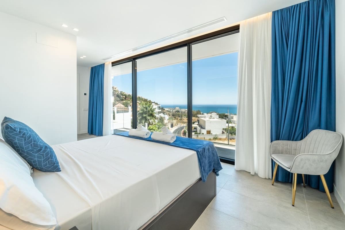 4 soverom Villa til salgs i Benalmadena med garasje - € 1 799 000 (Ref: 9145060)