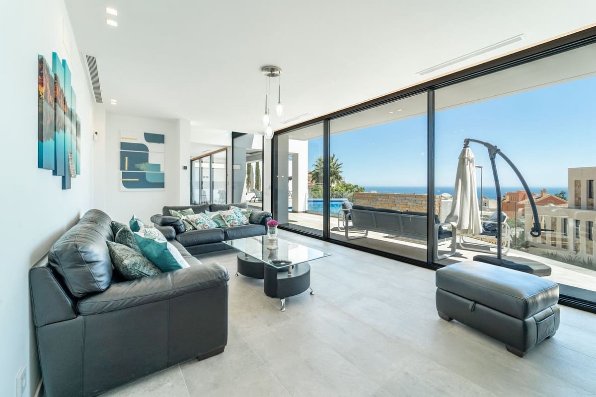 4 soverom Villa til salgs i Benalmadena med garasje - € 1 799 000 (Ref: 9145060)