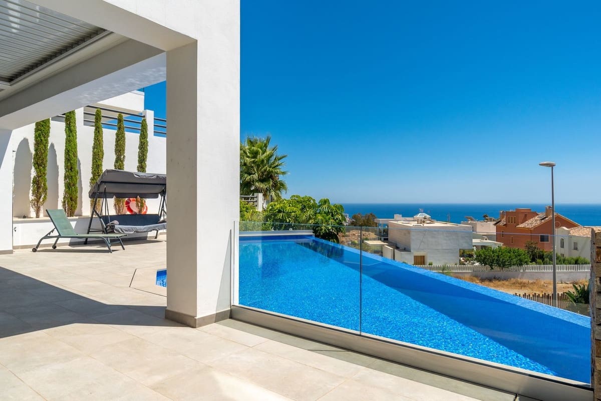 4 soverom Villa til salgs i Benalmadena med garasje - € 1 799 000 (Ref: 9145060)
