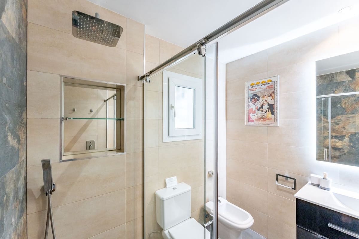 4 bedroom Villa for sale in Calahonda with garage - € 1,650,000 (Ref: 9145061)