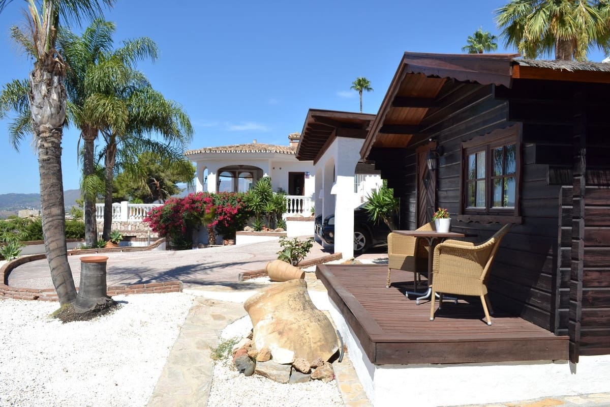 3 sypialnia Willa na sprzedaż w La Sierrezuela - 1 595 000 € (Ref: 9145064)