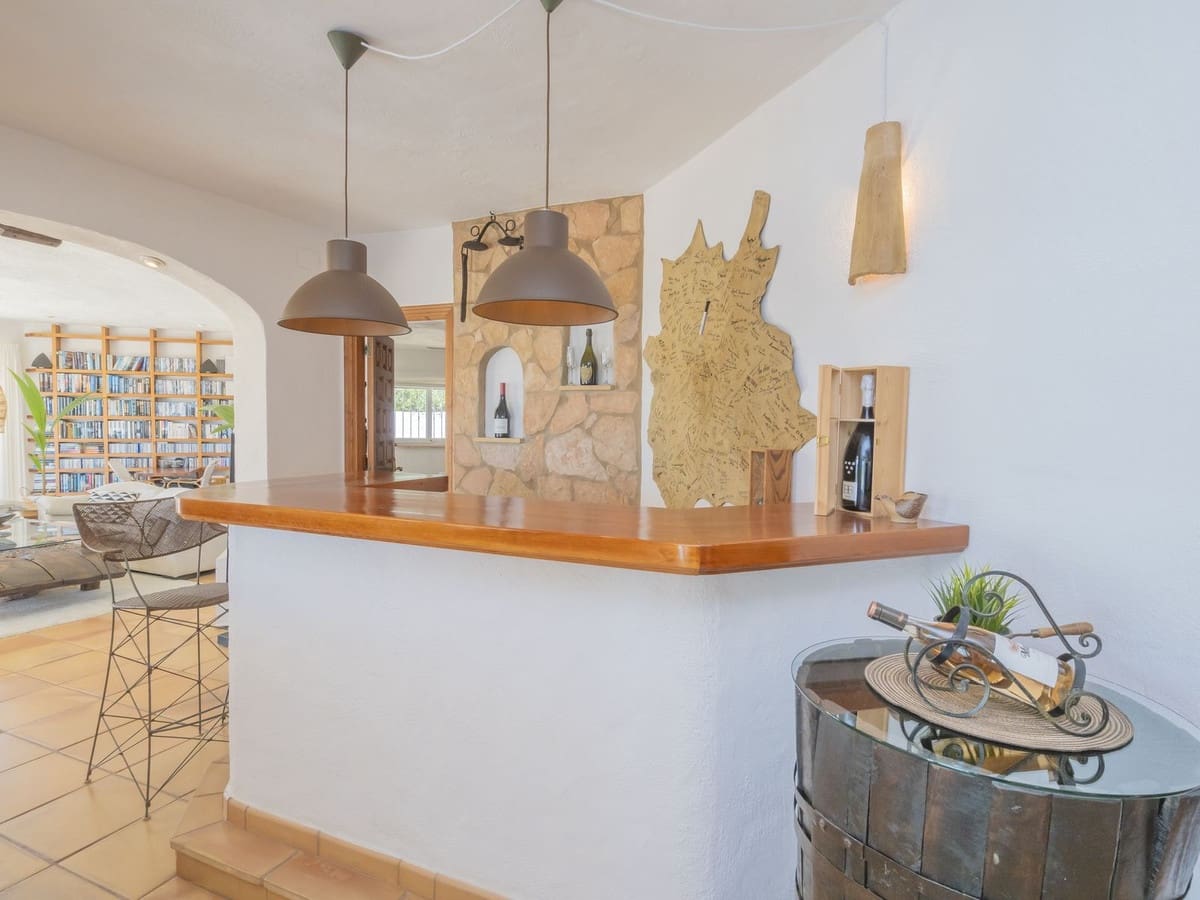3 sypialnia Willa na sprzedaż w La Sierrezuela - 1 595 000 € (Ref: 9145064)